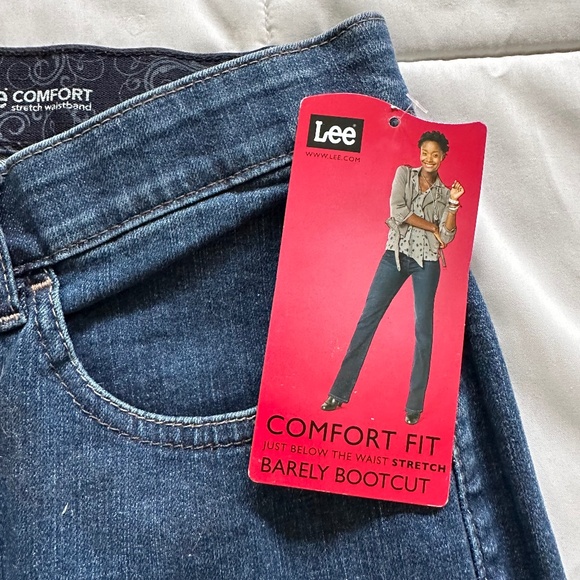 Lee Comfort Fit Barely Bootcut Size 10 M Women's Jeans NWT - Picture 5 of 13